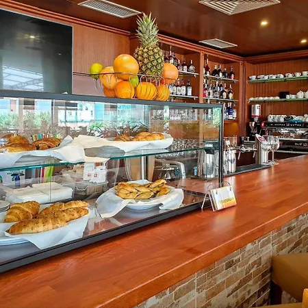 Porto Paradiso Complex * סבטי ולאס