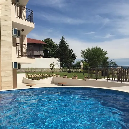 Porto Paradiso Complex リゾート スヴェティ・ヴラス