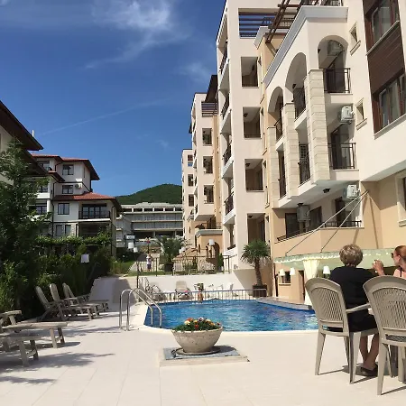 Porto Paradiso Complex リゾート *